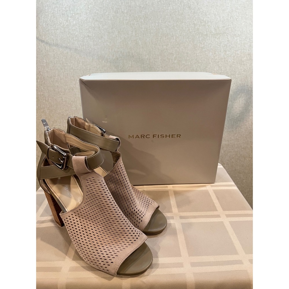 Marc Fisher Gabie Dark Natural Suede Perforated Block Heel Sandals Size 9M